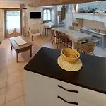 Hébergement de vacances La Baragane Taillant